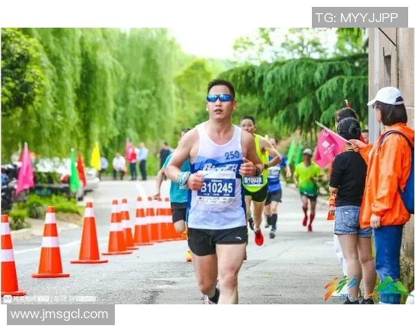 马拉松大满贯特别报道：杭州攀岩队如何在挑战中奋勇拼搏的感人故事